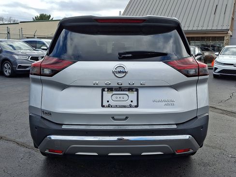 Used 2021 Nissan Rogue Platinum image 5