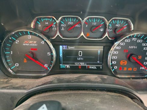 Used 2018 Chevrolet Silverado 2500 LT w/ LT Convenience Package AWD/4WD image 10