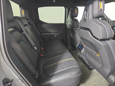 Used 2023 Rivian R1T Adventure AWD/4WD image 22