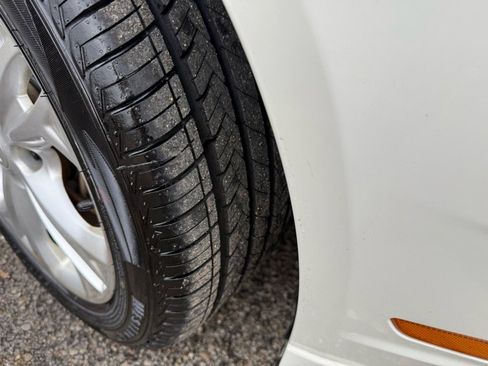 Used 2012 Ford Fusion SE image 18