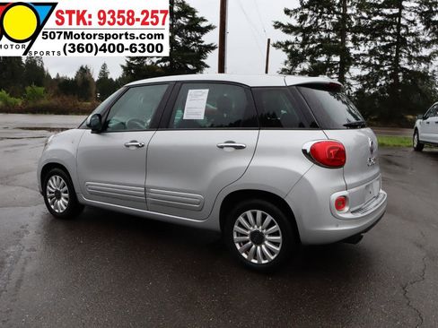 Used 2014 FIAT 500L Easy w/ Popular Equipment Group FWD image 8