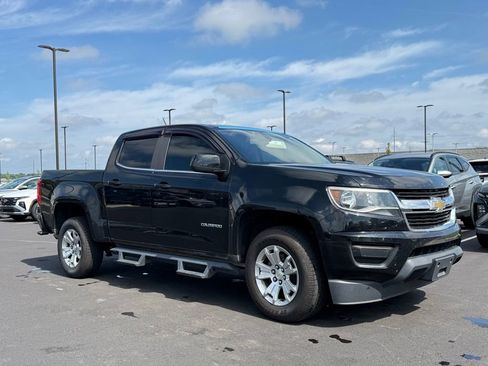 Used 2020 Chevrolet Colorado LT RWD image 3