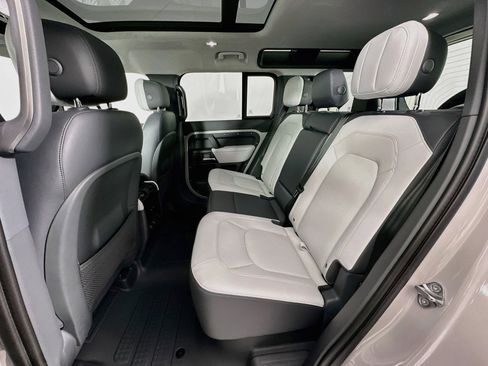 New 2026 Land Rover Defender 110 X AWD/4WD image 23