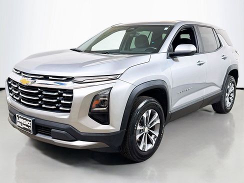 Certified 2026 Chevrolet Equinox LT FWD image 1