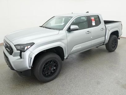 New 2025 Toyota Tacoma SR5