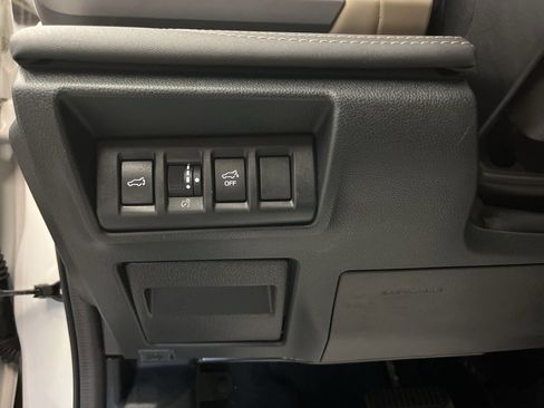 Used 2021 Subaru Outback Limited XT image 12