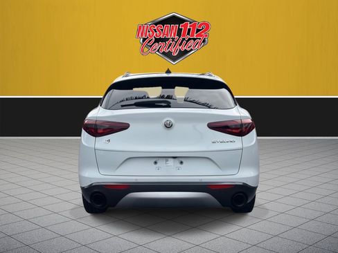 Used 2022 Alfa Romeo Stelvio Ti w/ Active Assist Plus Package AWD/4WD image 5