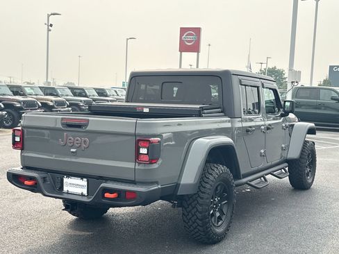 Used 2020 Jeep Gladiator Mojave w/ Cold Weather Group AWD/4WD image 3