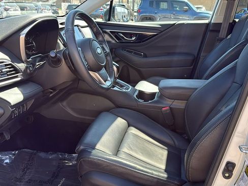 Used 2023 Subaru Outback Limited AWD/4WD image 31