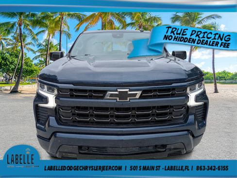 Used 2023 Chevrolet Silverado 1500 RST AWD/4WD image 7