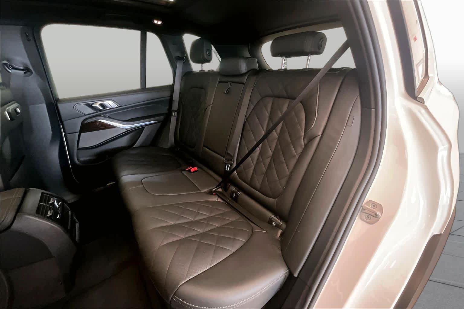 Used 2026 BMW X5 sDrive40i RWD image 18