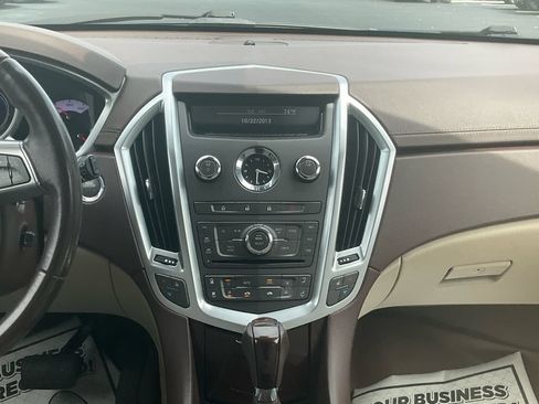 Used 2011 Cadillac SRX Luxury FWD image 18