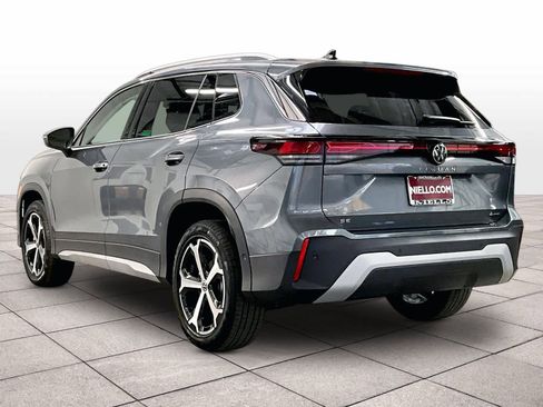 New 2026 Volkswagen Tiguan SE image 3