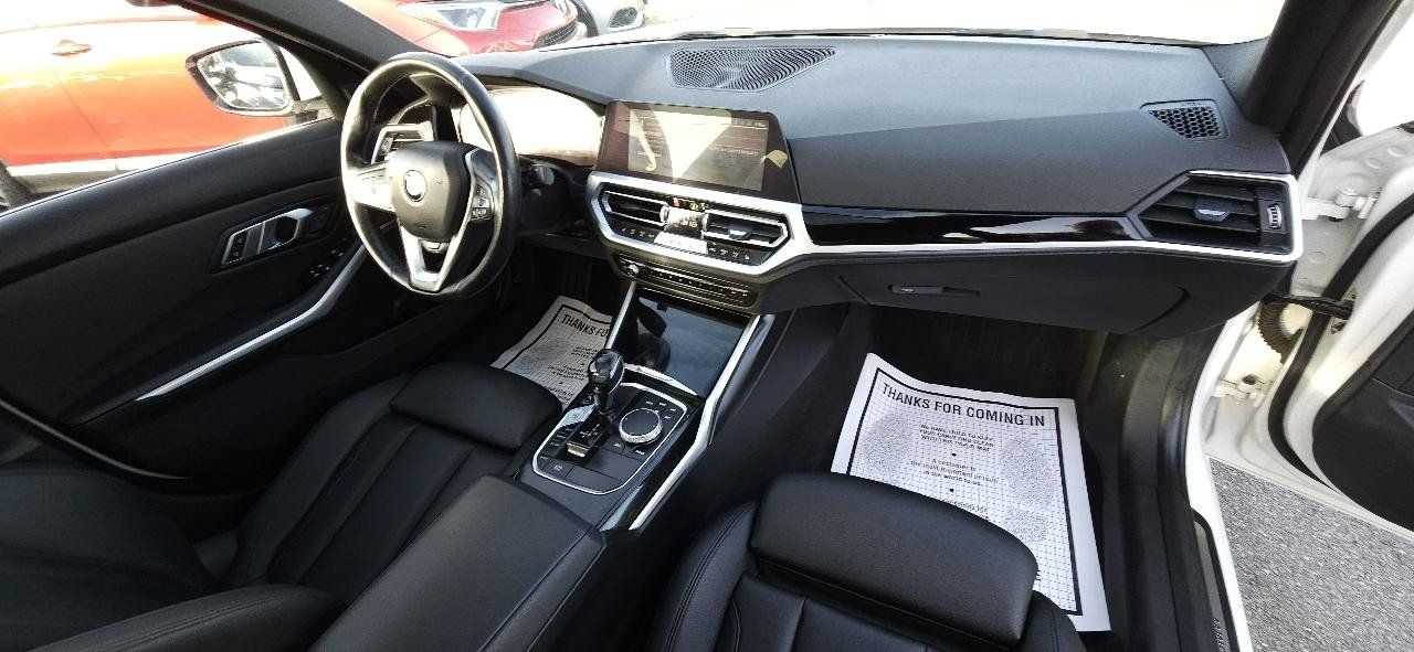 Used 2019 BMW 330i xDrive Sedan w/ Convenience Package AWD/4WD image 34