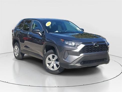 Certified 2022 Toyota RAV4 LE image 2