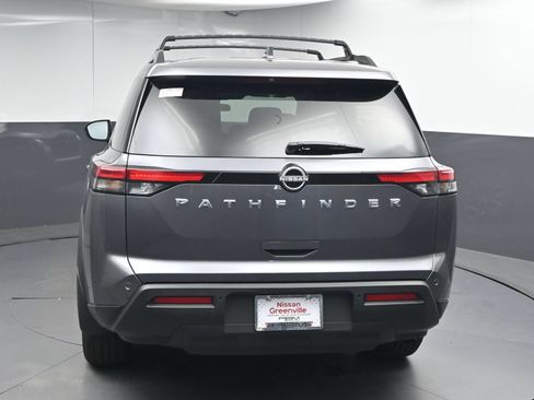 Certified 2025 Nissan Pathfinder SV FWD image 6