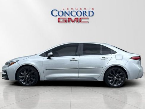 Used 2024 Toyota Corolla XSE FWD image 7