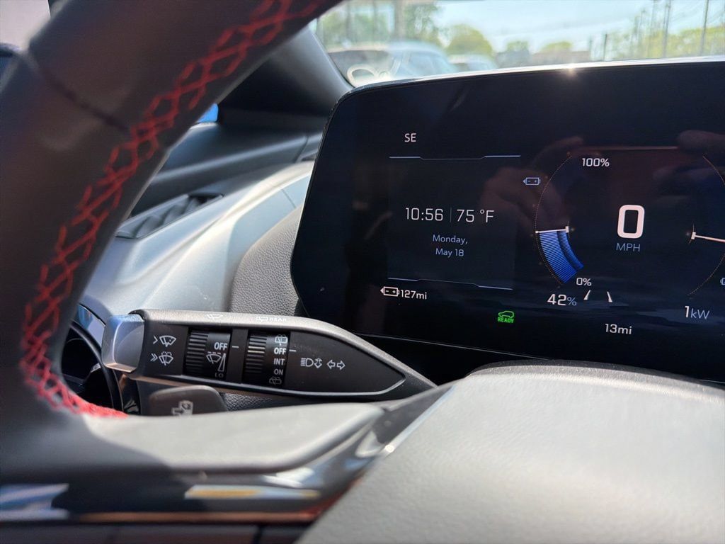 New 2026 Chevrolet Equinox EV RS AWD/4WD image 13