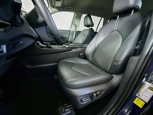 Used 2026 Toyota Grand Highlander AWD Hybrid image 13