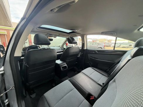 Used 2017 Subaru Legacy 2.5i Sport image 18