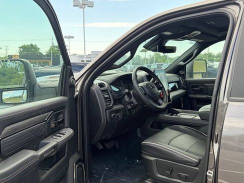 New 2026 RAM 2500 Limited AWD/4WD image 14