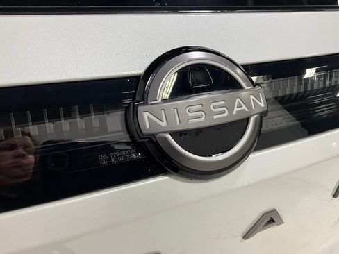 Used 2025 Nissan Murano SV AWD/4WD image 28