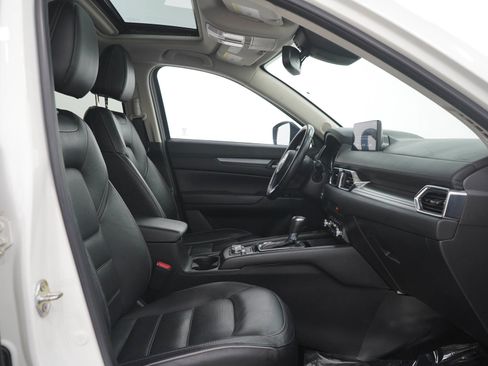Used 2025 MAZDA CX-5 AWD 2.5 S w/ Preferred Package image 13