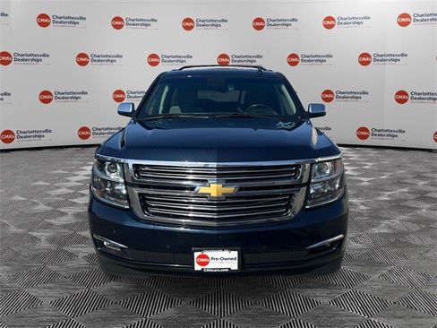 Used 2020 Chevrolet Suburban Premier image 8