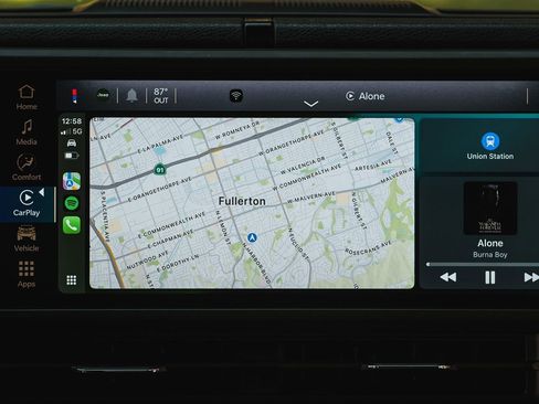 Used 2024 Jeep Gladiator Sport image 28