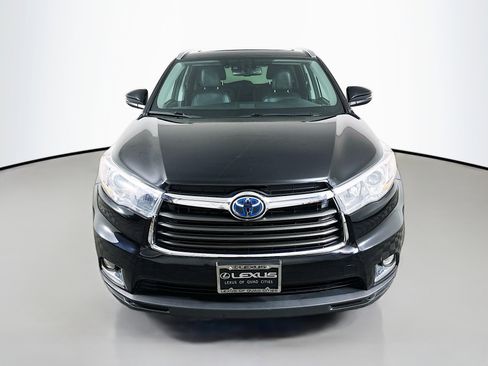 Used 2016 Toyota Highlander Limited Platinum AWD/4WD image 2