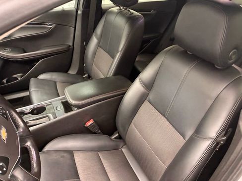 Used 2020 Chevrolet Impala LT image 18