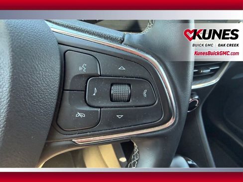 Used 2025 Buick Encore GX Preferred FWD image 12