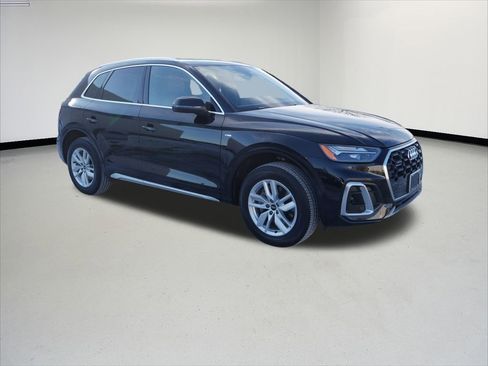 Certified 2023 Audi Q5 2.0T Premium w/ Convenience Package image 7