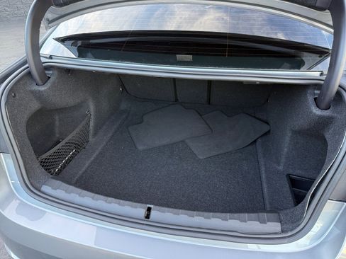 Used 2023 BMW 330i Sedan w/ Premium Package image 20