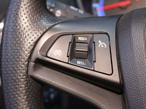 Used 2015 Chevrolet Cruze LT image 20