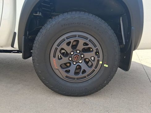 New 2026 Nissan Frontier PRO-4X AWD/4WD image 32