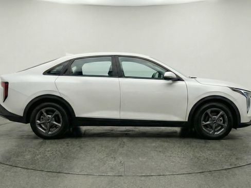 Used 2025 Kia K4 FWD image 11