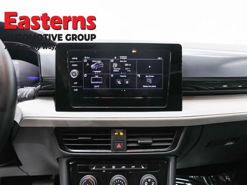 Used 2025 Volkswagen Taos S image 12