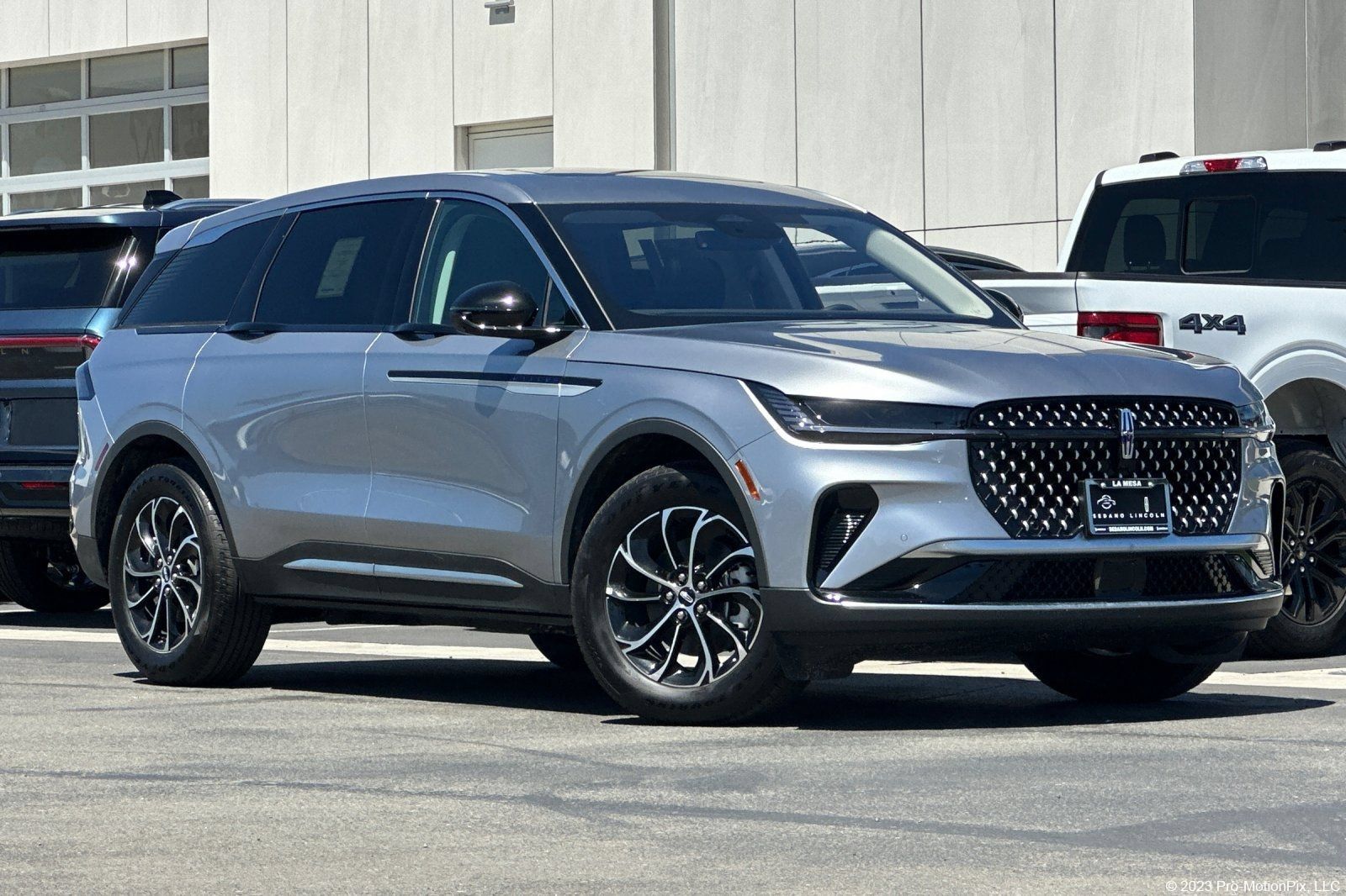New 2026 Lincoln Nautilus Premier w/ Equipment Group 102A AWD/4WD image 1