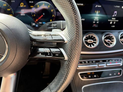 Used 2023 Mercedes-Benz E 450 Coupe image 12