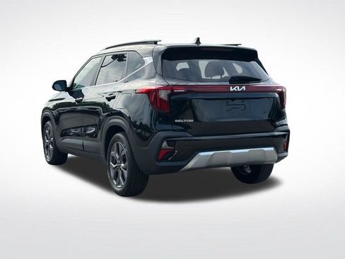 Used 2024 Kia Seltos S FWD image 7