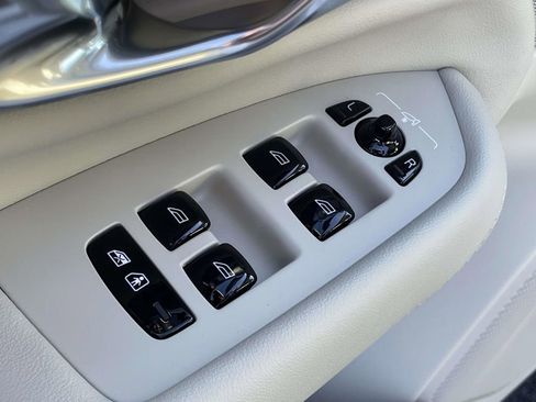 New 2026 Volvo XC90 B6 Ultra image 6