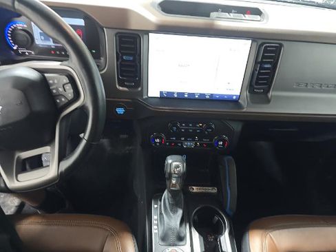 Used 2023 Ford Bronco Outer Banks AWD/4WD image 8