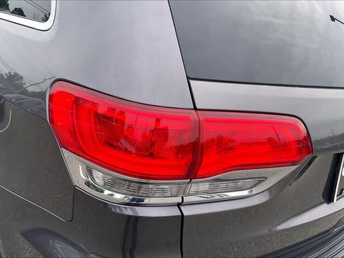 Used 2015 Jeep Grand Cherokee Laredo w/ Quick Order Package 23E RWD image 26