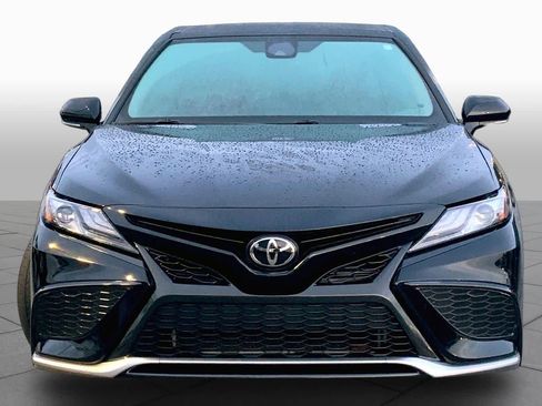 Used 2022 Toyota Camry XSE w/ Navigation Package FWD image 4
