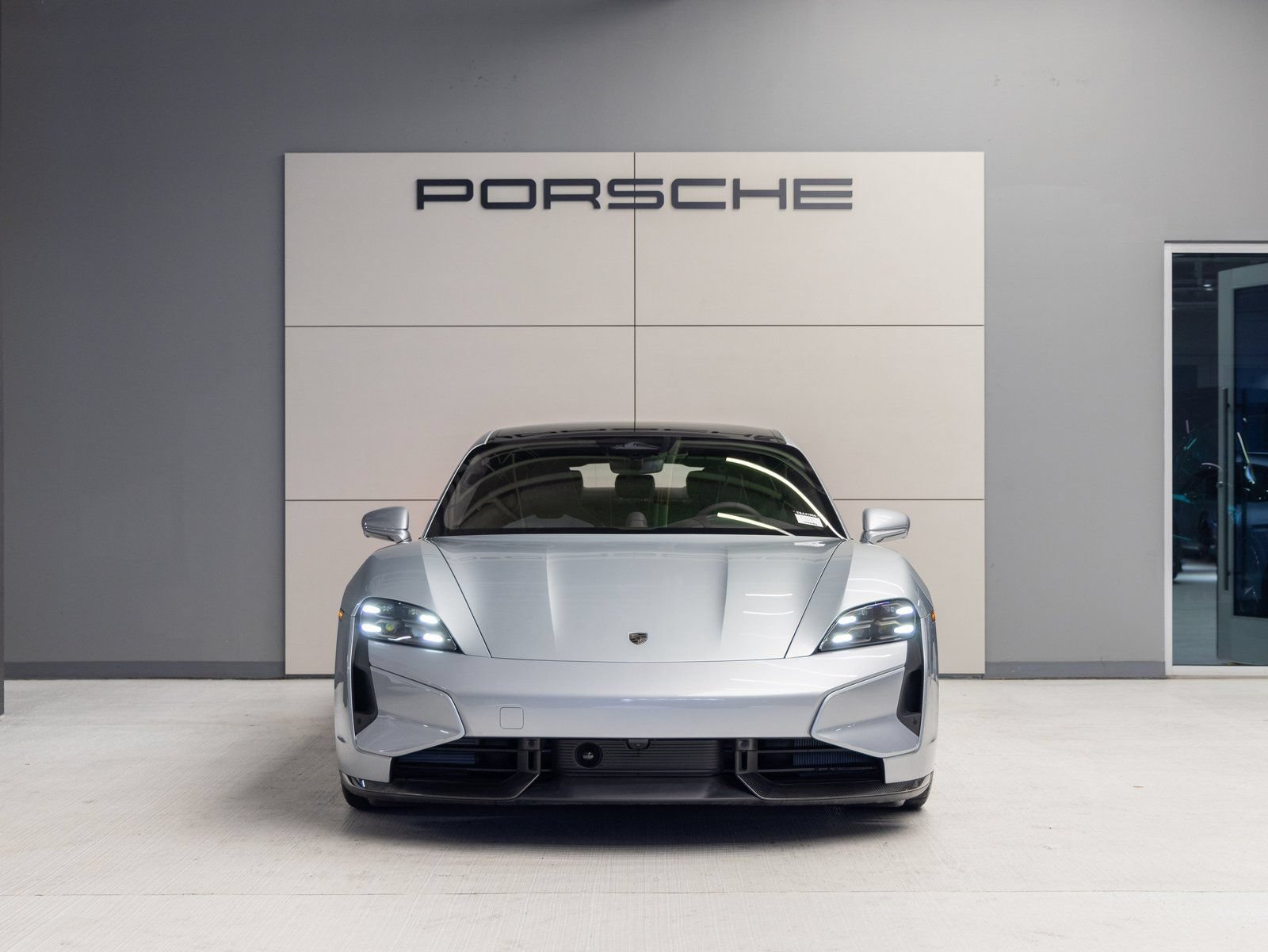 Used 2026 Porsche Taycan Turbo S AWD/4WD image 10