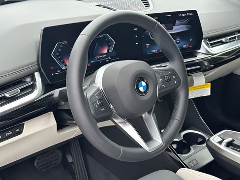 New 2026 BMW X1 xDrive28i w/ Convenience Package AWD/4WD image 13