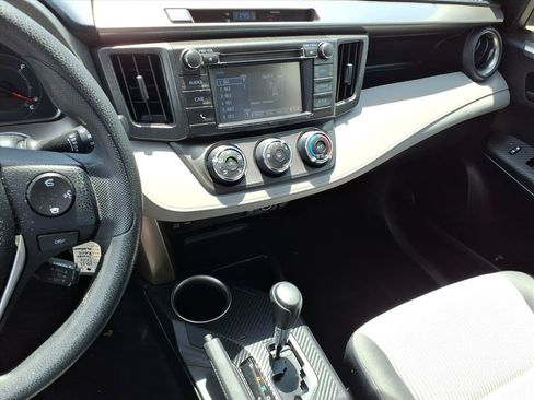 Used 2014 Toyota RAV4 LE FWD image 34