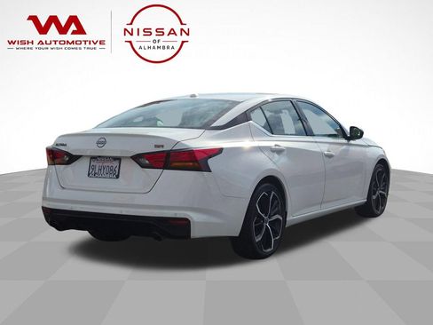 Certified 2024 Nissan Altima 2.5 SR FWD image 5