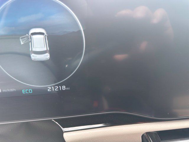 Certified 2023 Kia Niro Wave FWD image 4